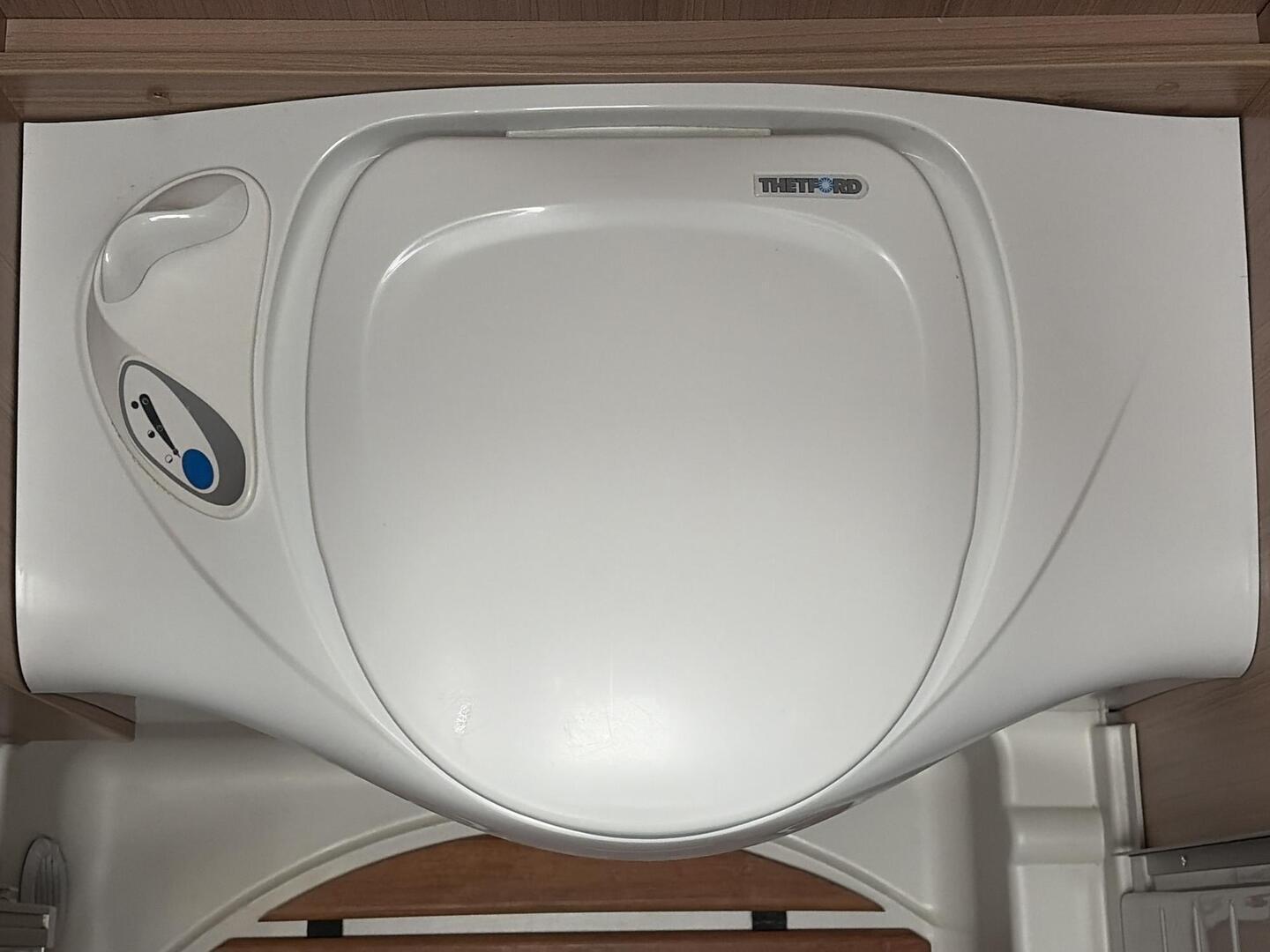 BÜRSTNER T 660 NEXXO 2011