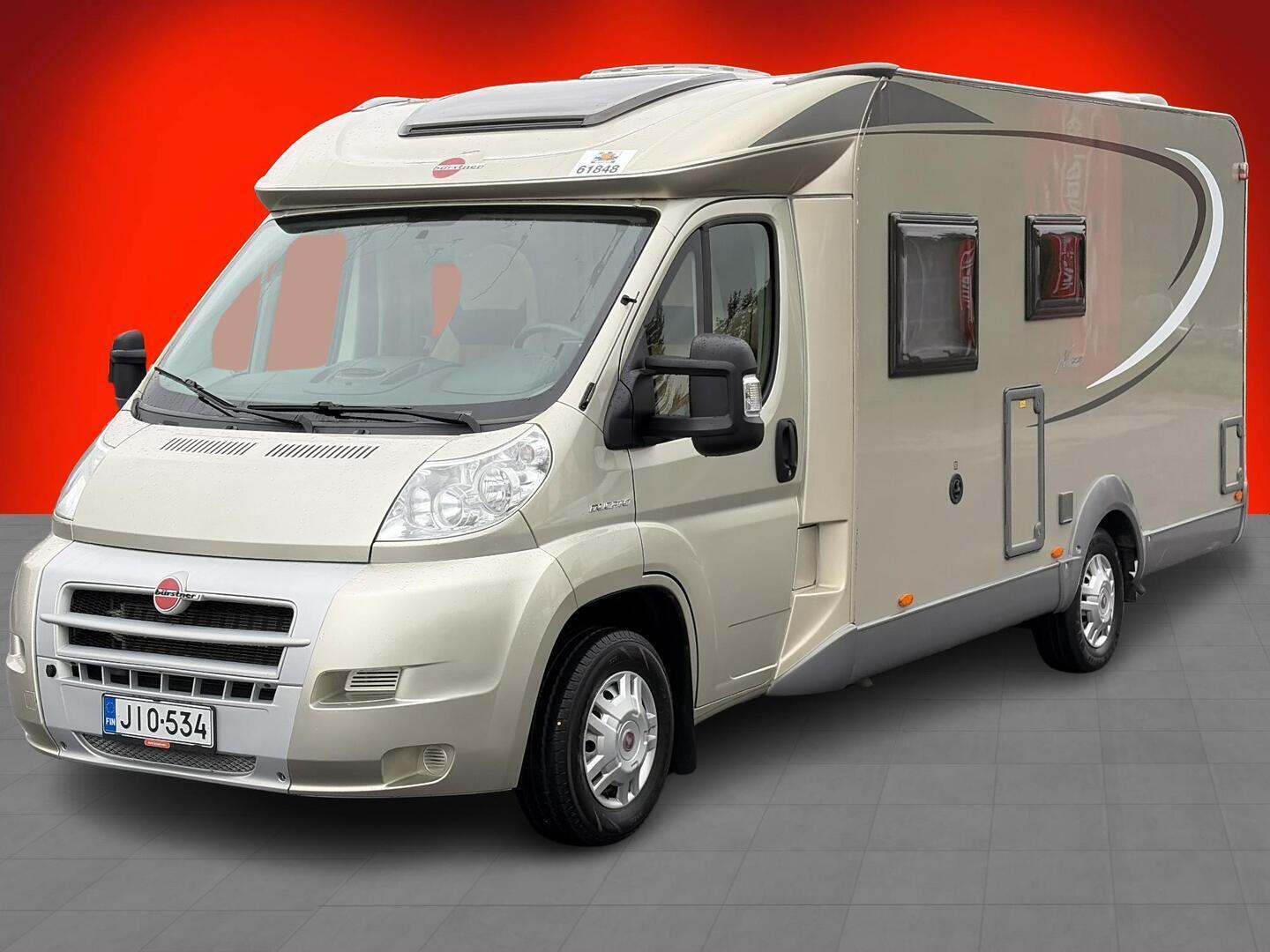 BÜRSTNER T 660 NEXXO 2011
