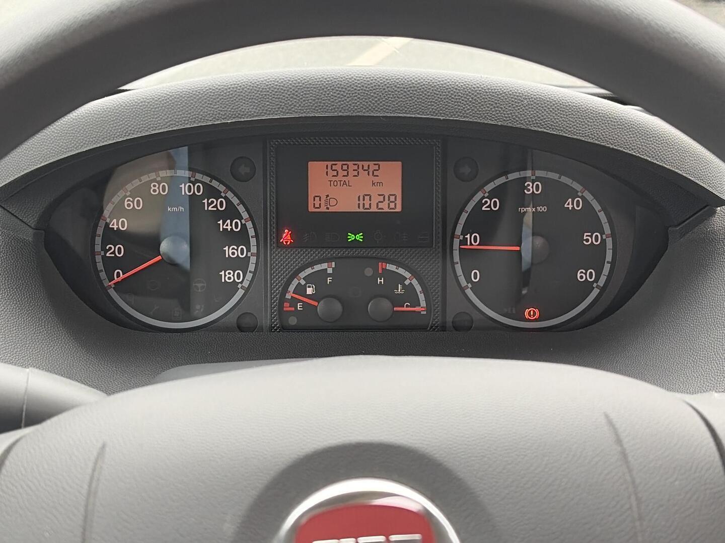 BÜRSTNER T 660 NEXXO 2011