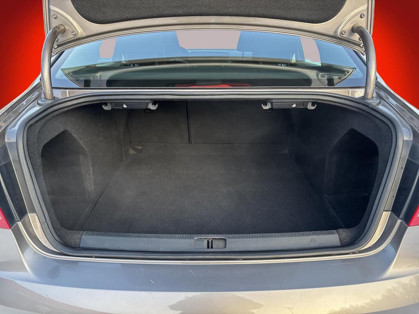 VOLKSWAGEN Passat 2012