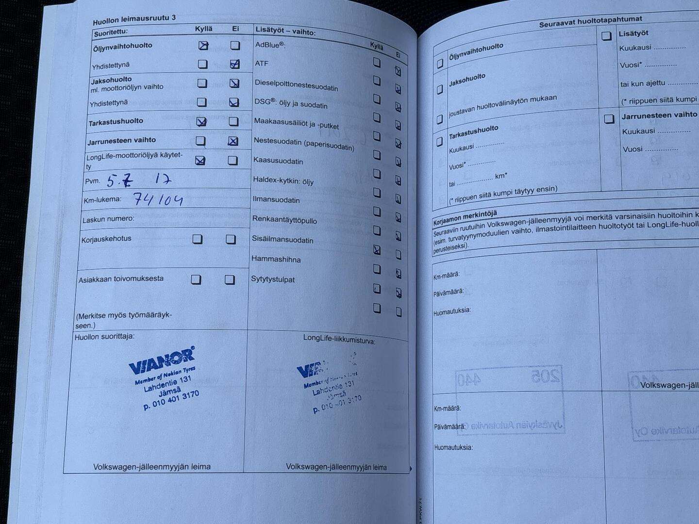 VOLKSWAGEN Passat 2012