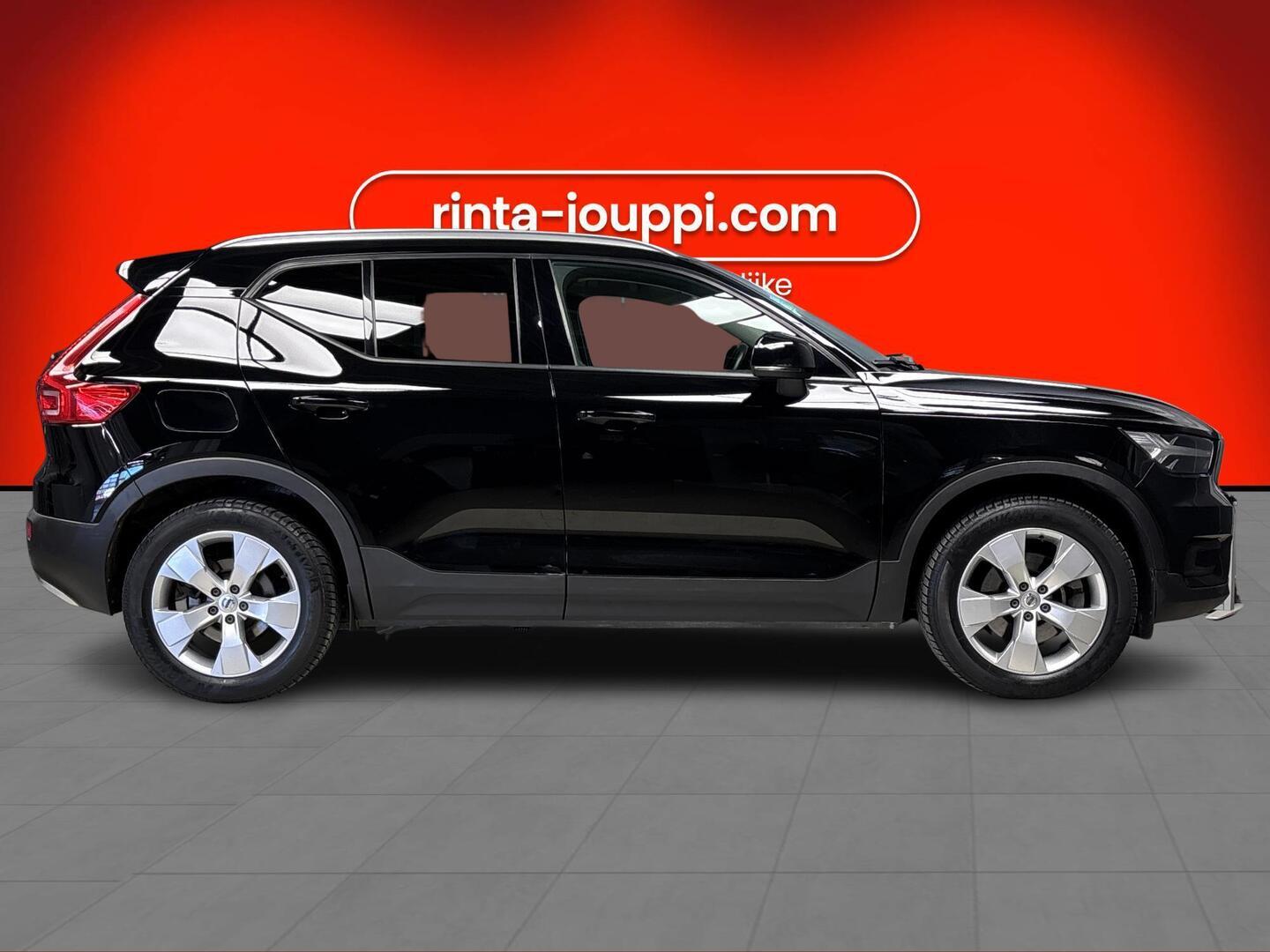 VOLVO XC40 2018