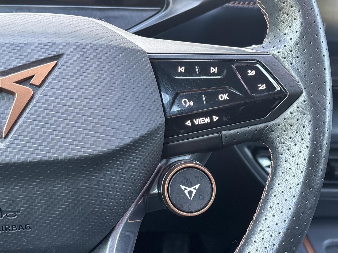 CUPRA Born 2023