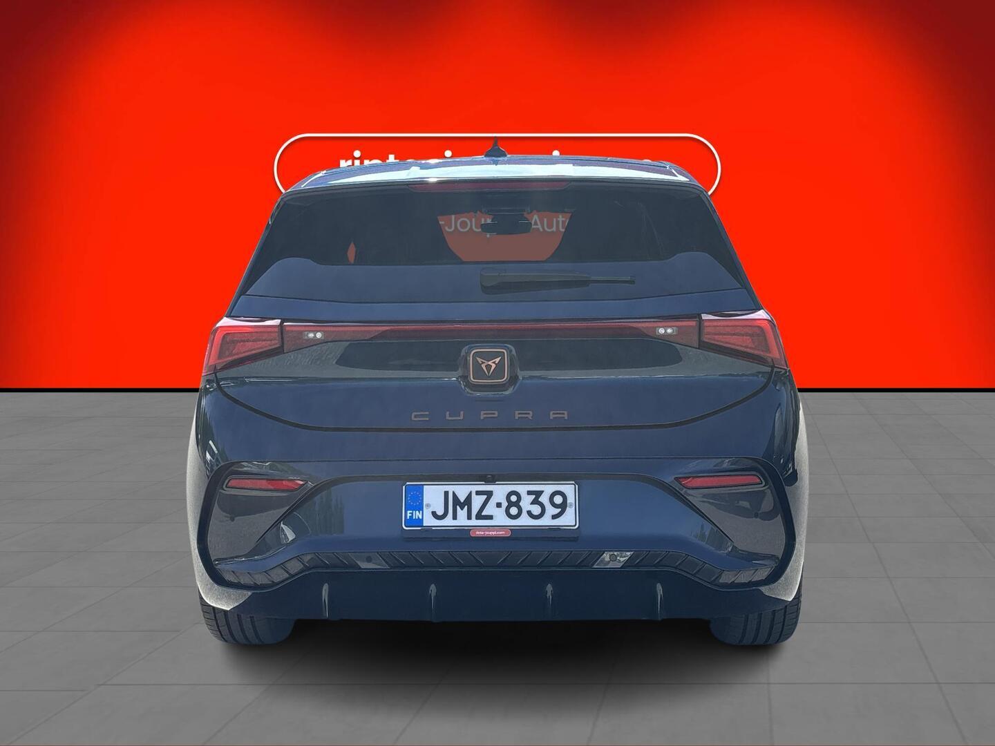 CUPRA Born 2023