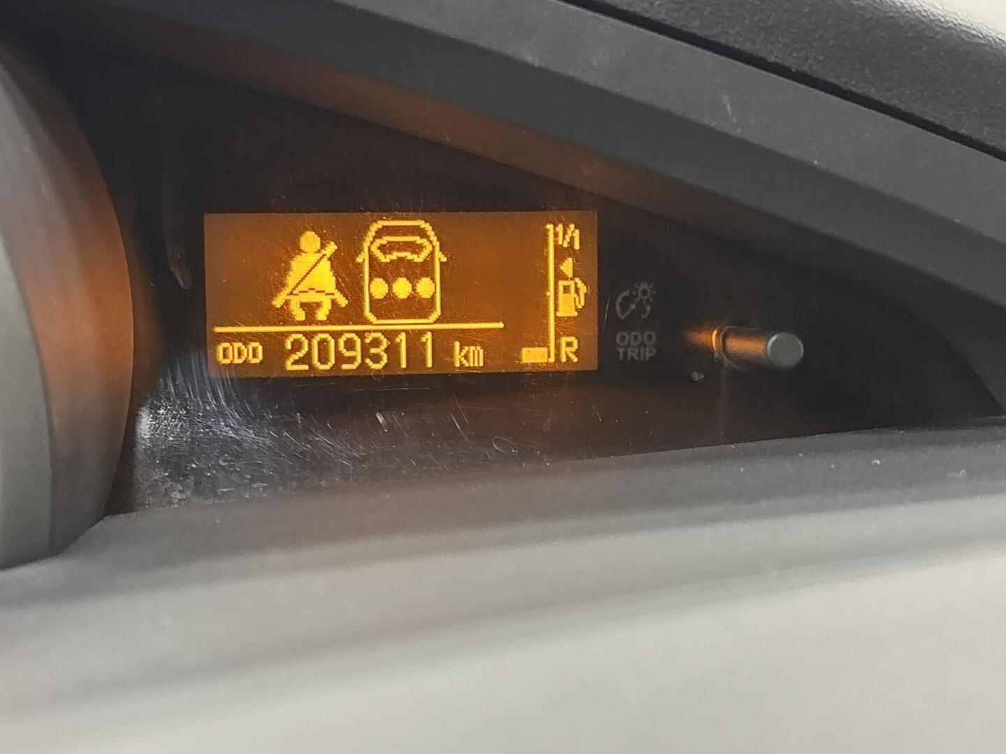 TOYOTA Verso 2010