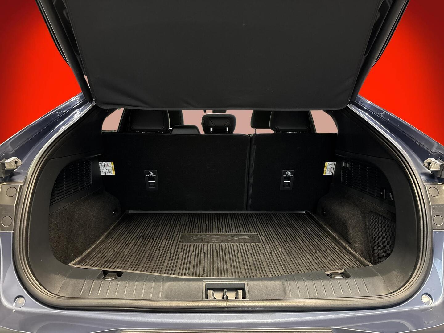 FORD MUSTANG MACH-E 2021