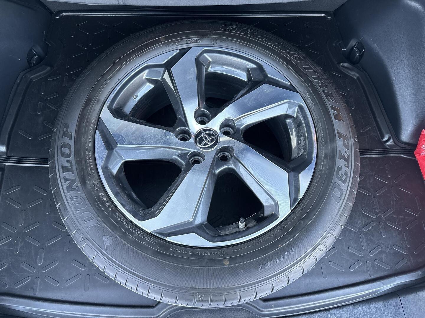 TOYOTA RAV4 PLUG-IN 2021