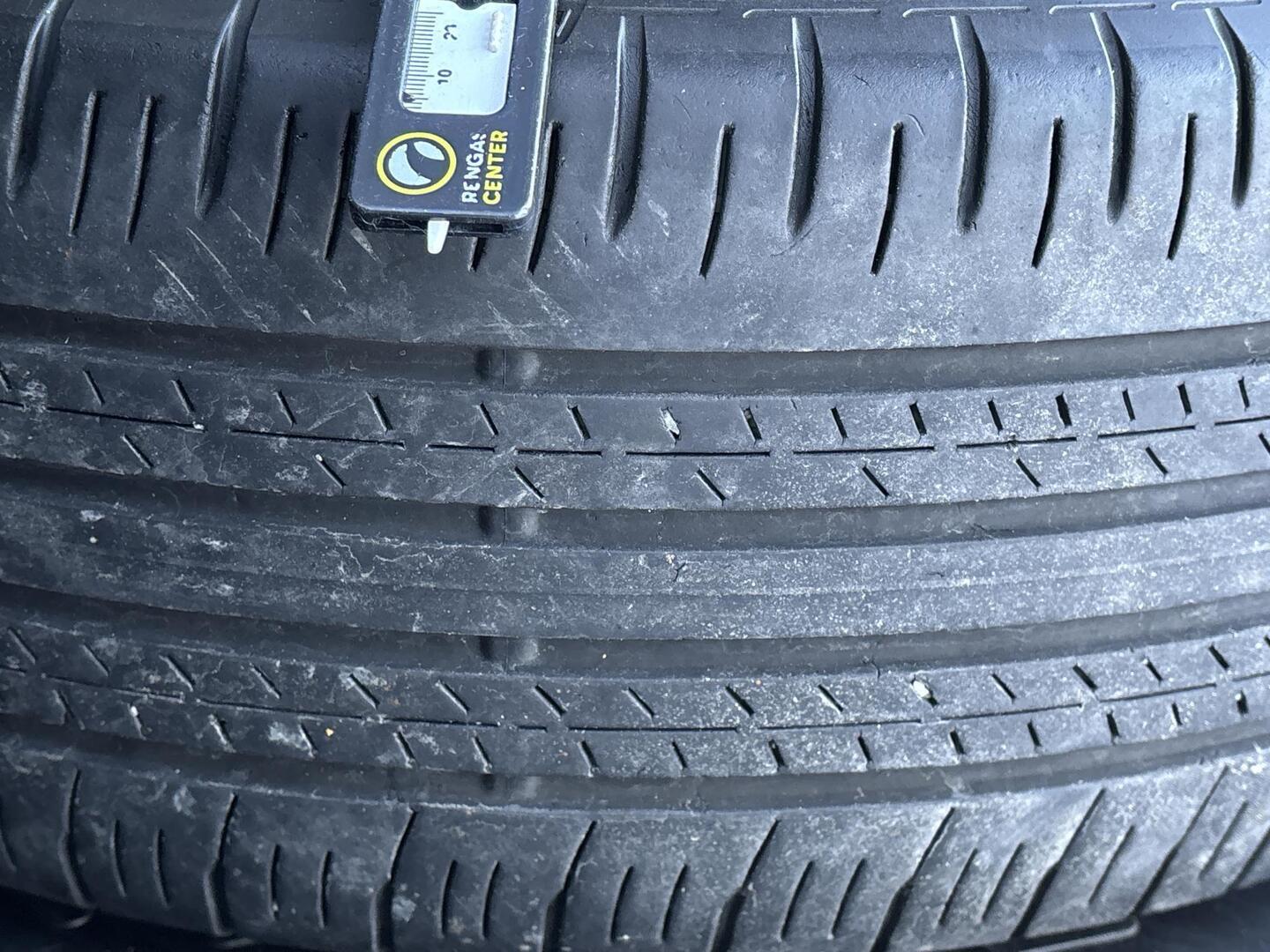 TOYOTA RAV4 PLUG-IN 2021