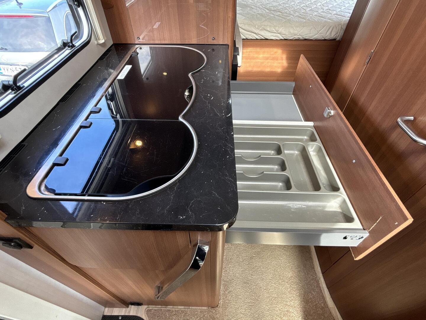 LMC BREEZER V636 2016