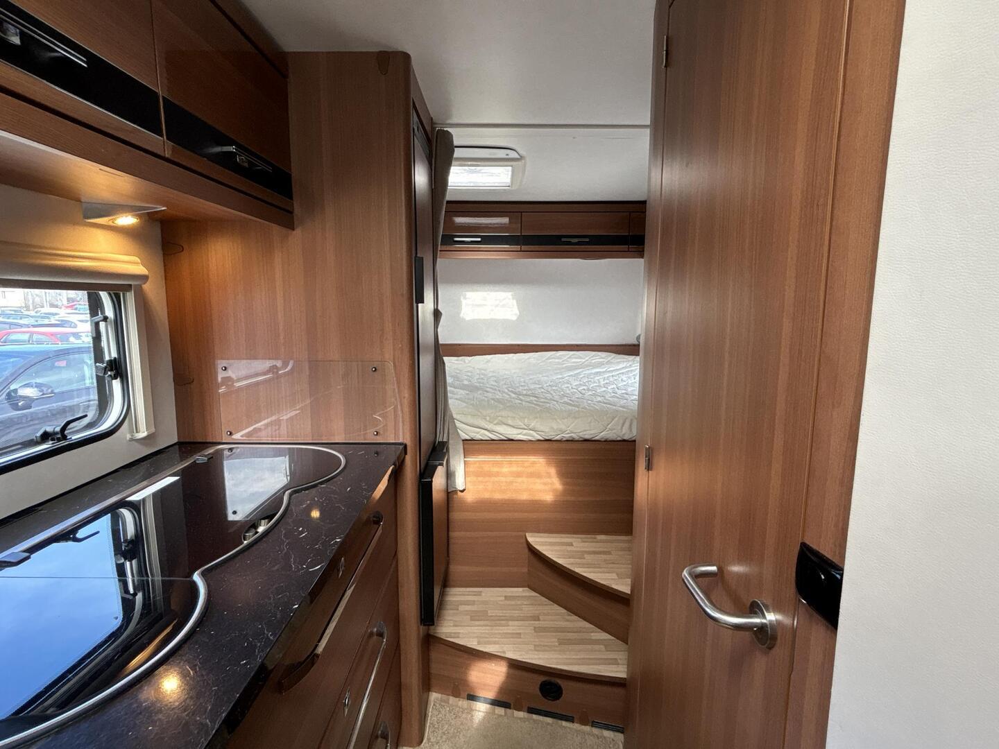 LMC BREEZER V636 2016