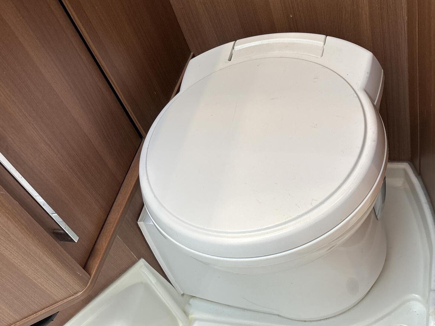 LMC BREEZER V636 2016