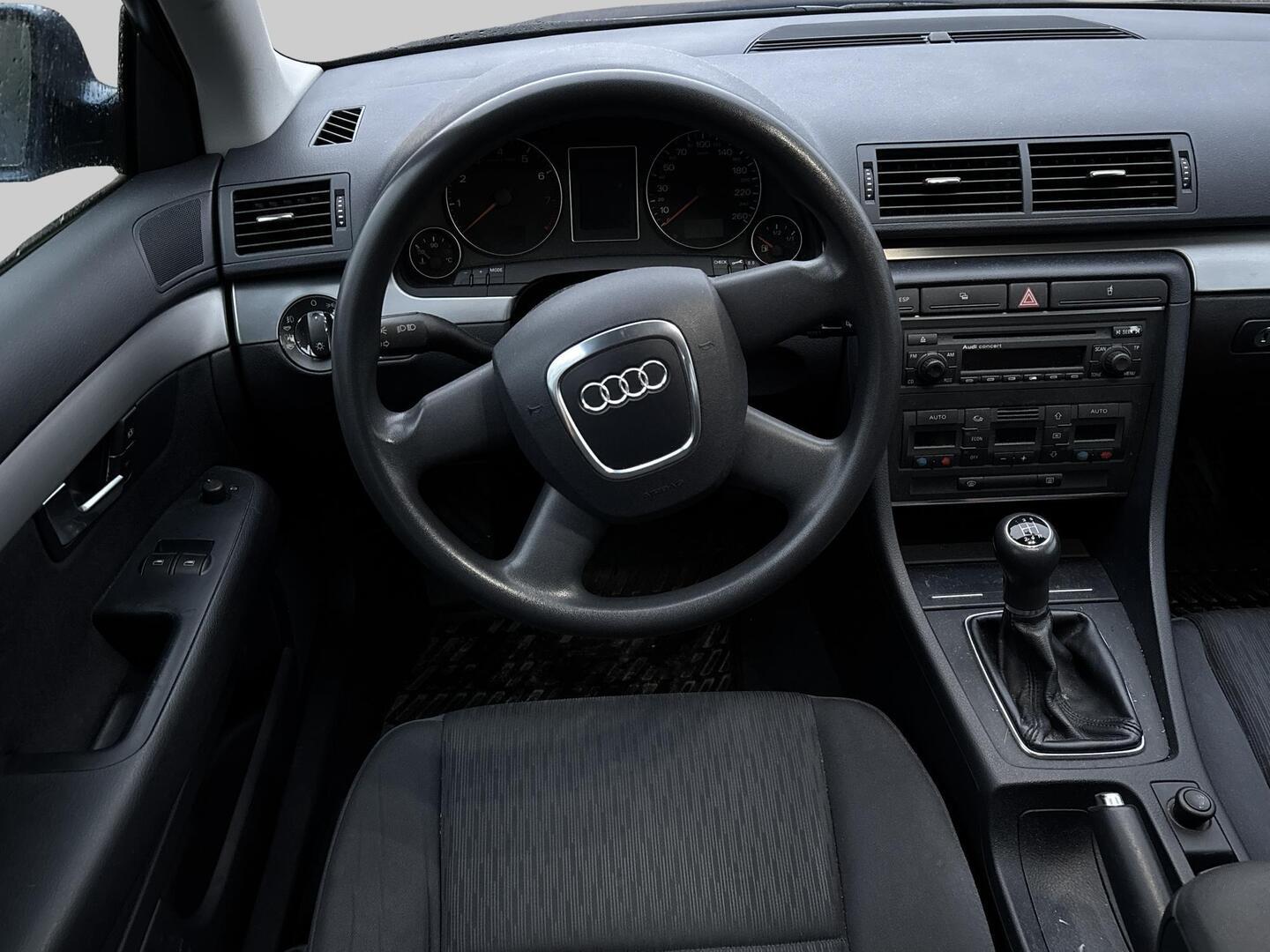 AUDI A4 2006