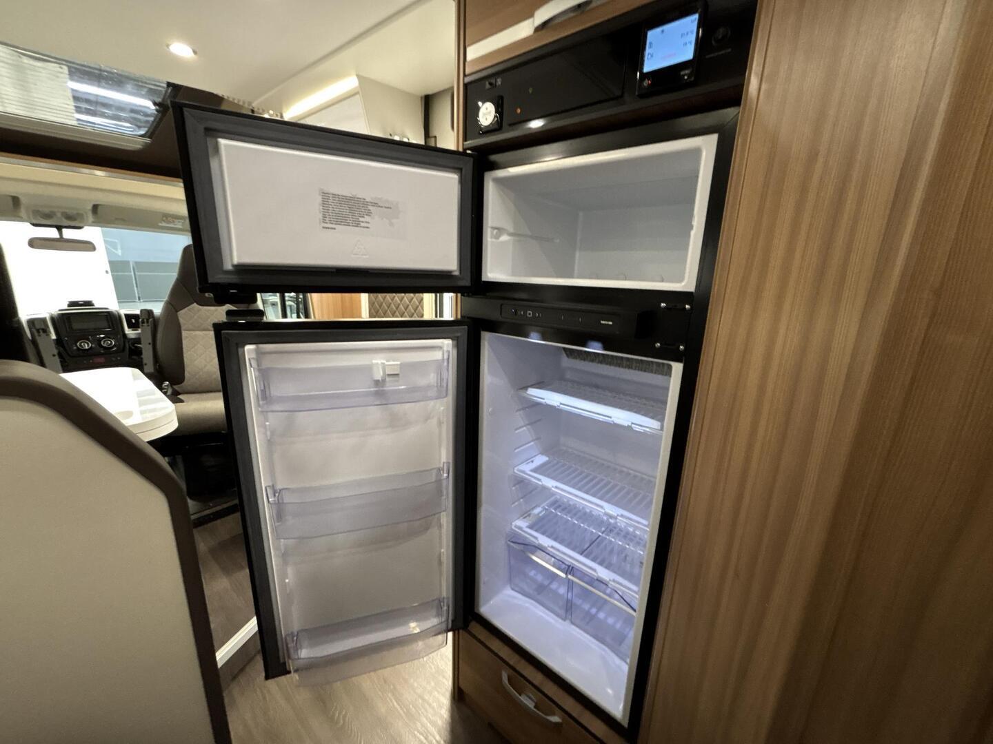 ADRIA Matrix 670 SL PLUS Scandinavian Edition 2021