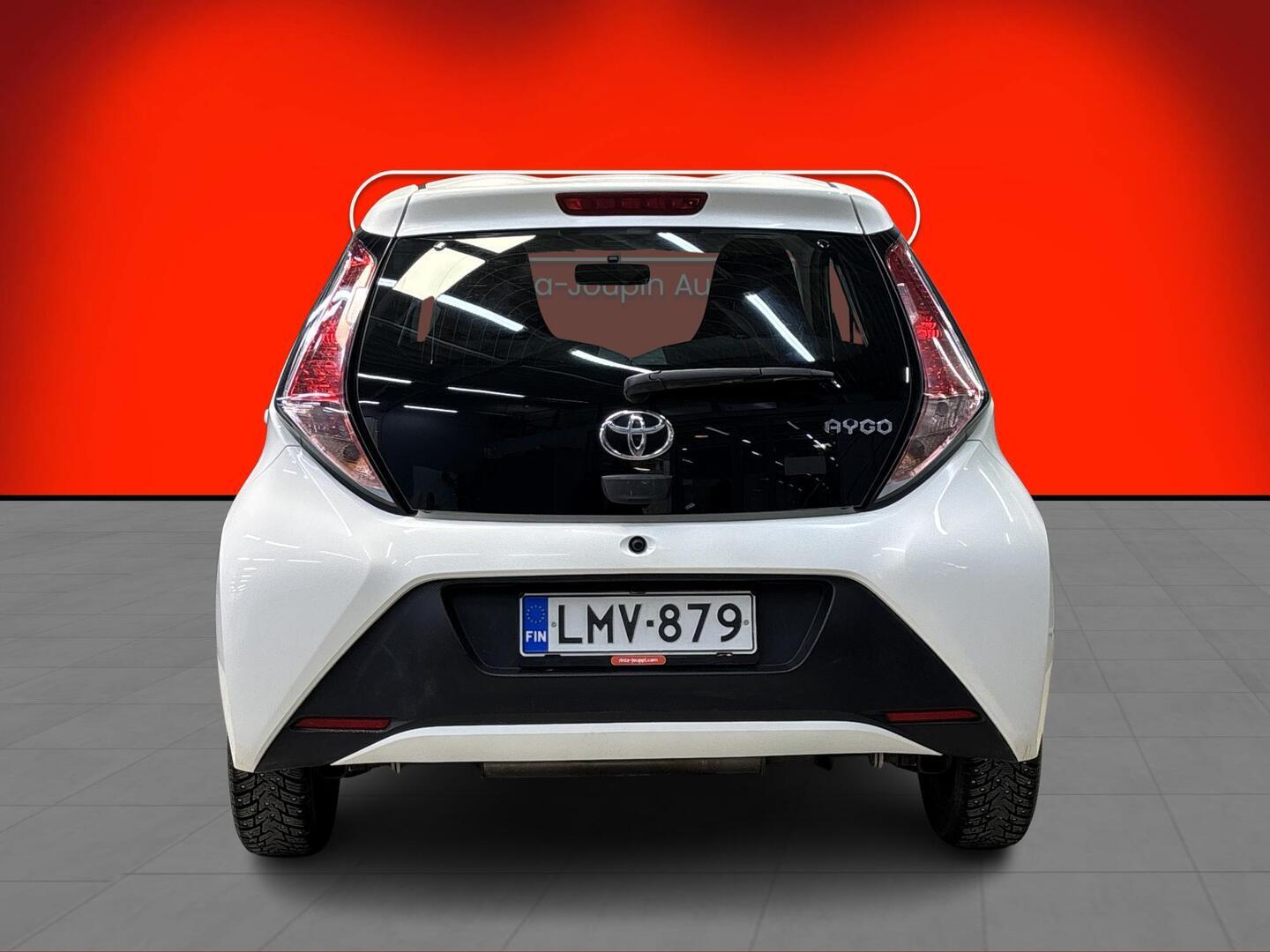 TOYOTA AYGO 2016