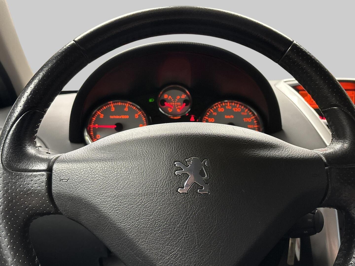 PEUGEOT 207 2007