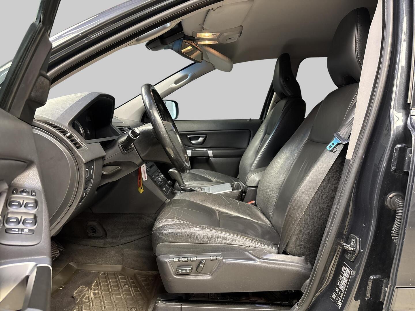 VOLVO XC90 2012