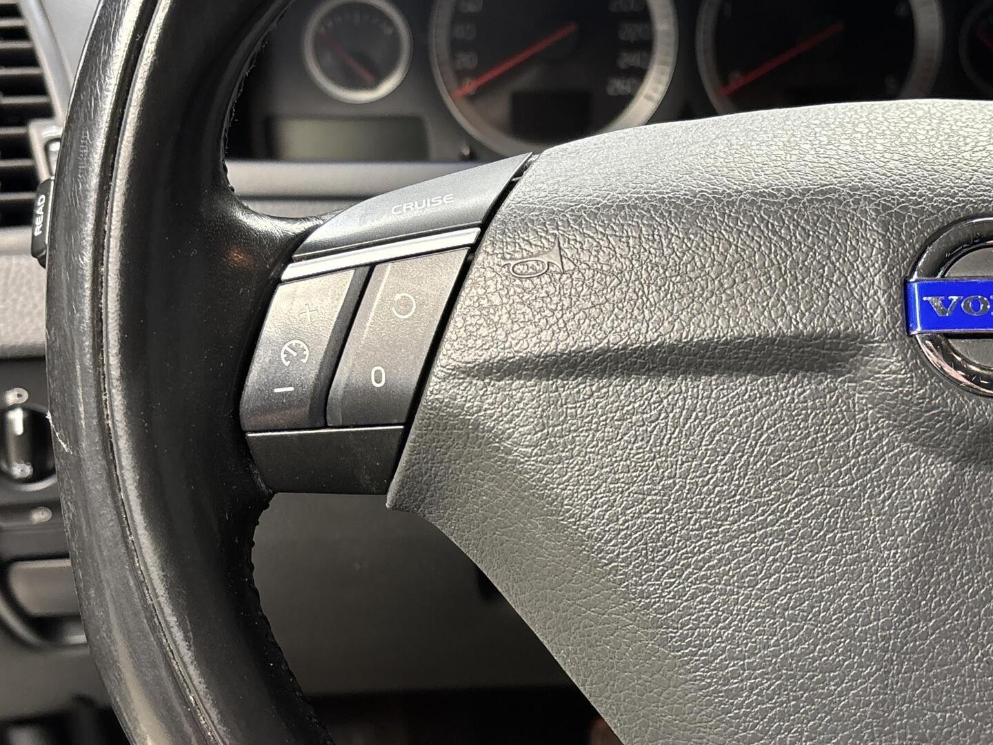 VOLVO XC90 2012