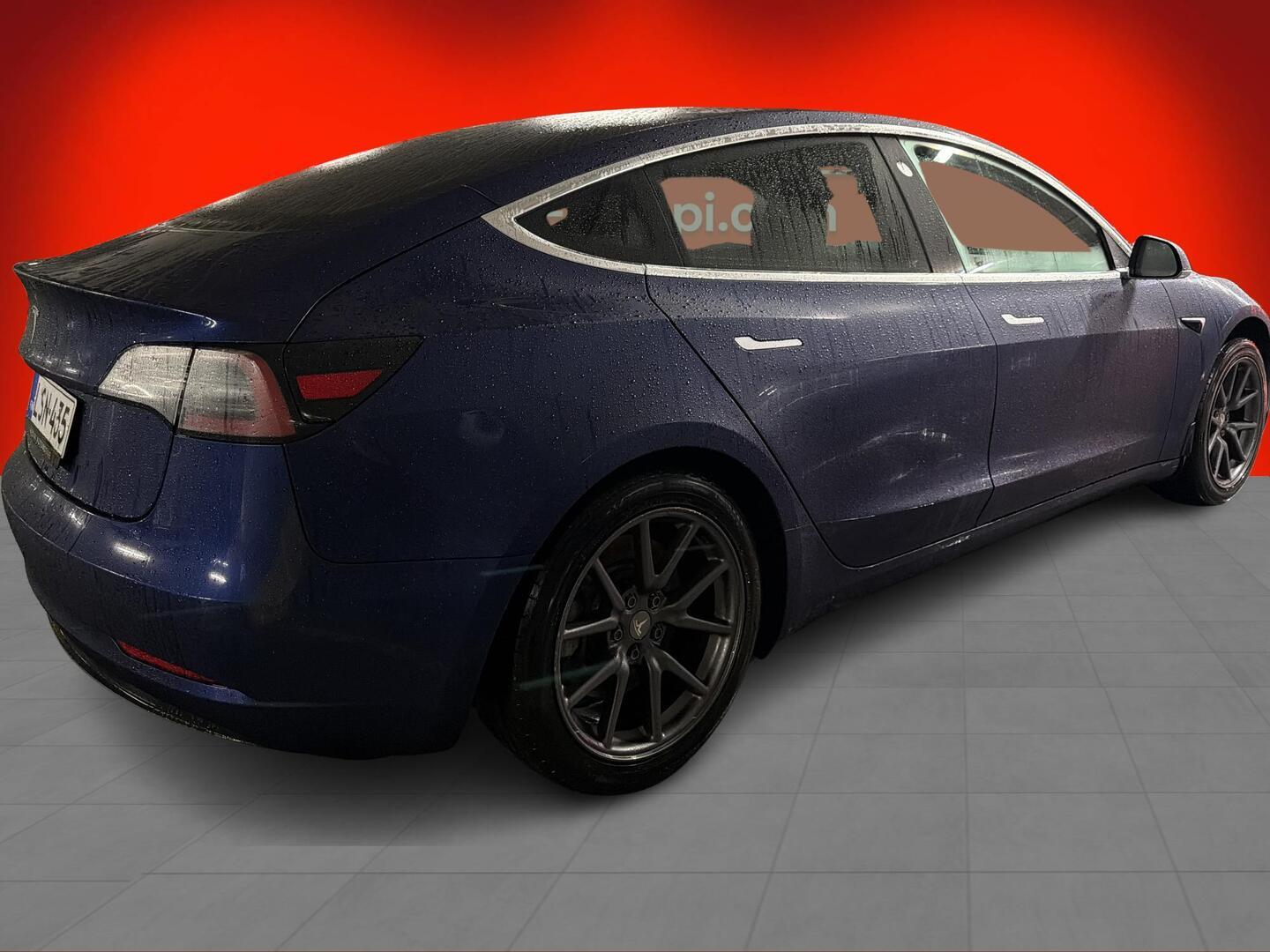 TESLA Model 3 2020