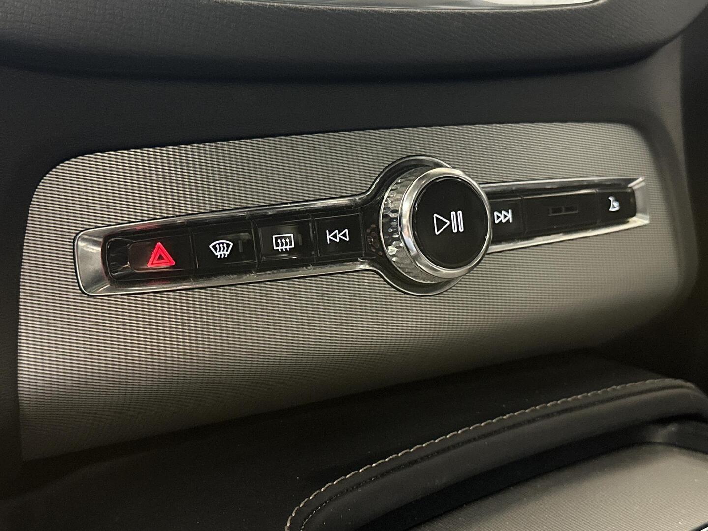 VOLVO XC90 2018