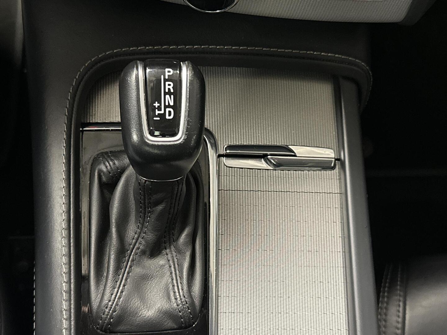 VOLVO XC90 2018