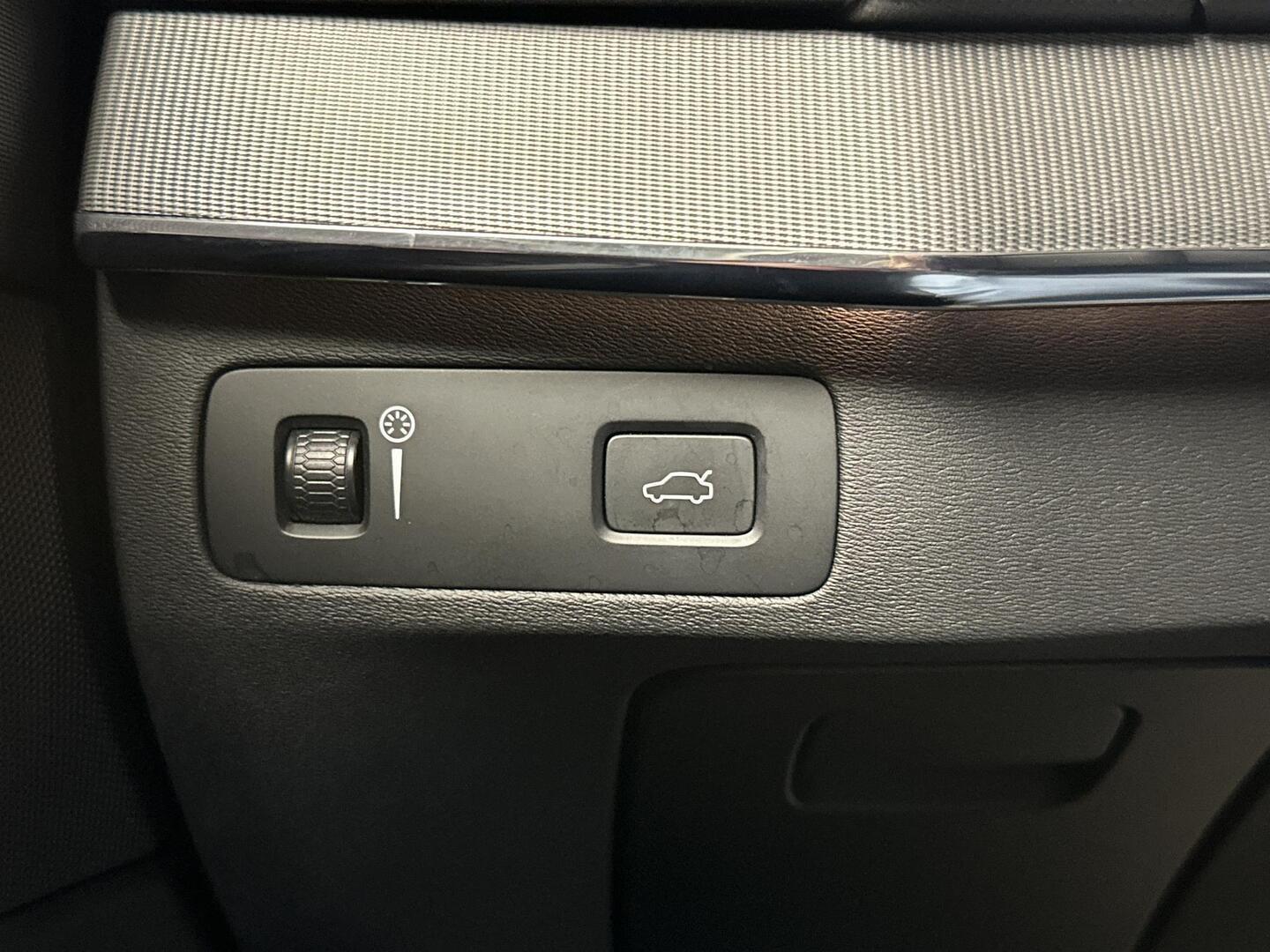VOLVO XC90 2018