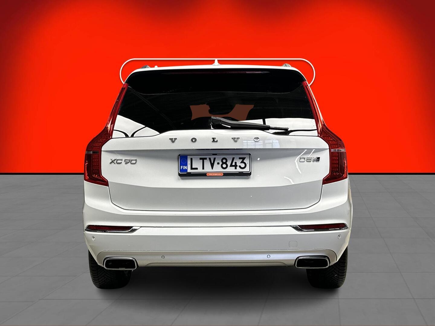 VOLVO XC90 2018