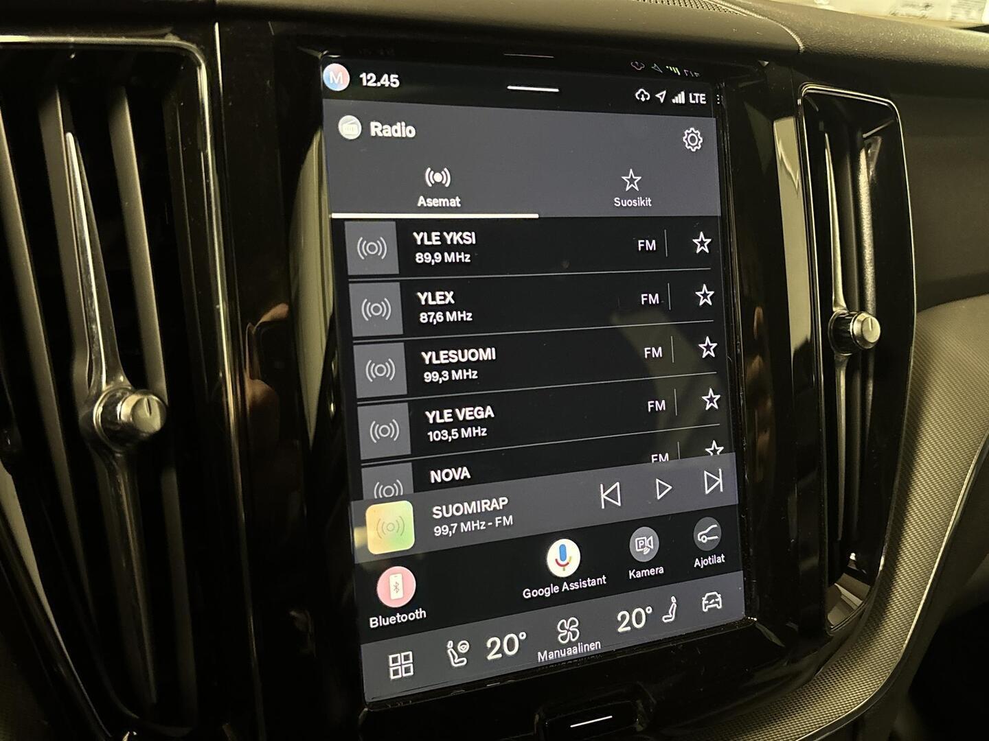 VOLVO XC60 2024