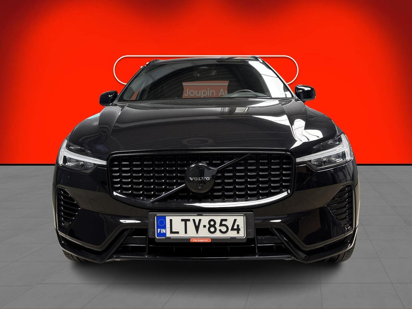 VOLVO XC60 2024