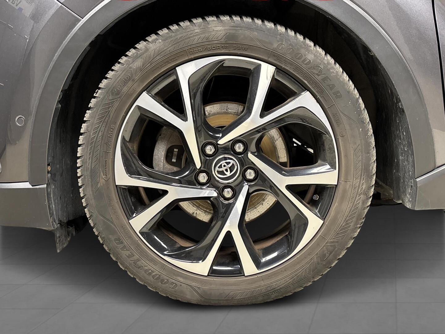 TOYOTA C-HR 2019