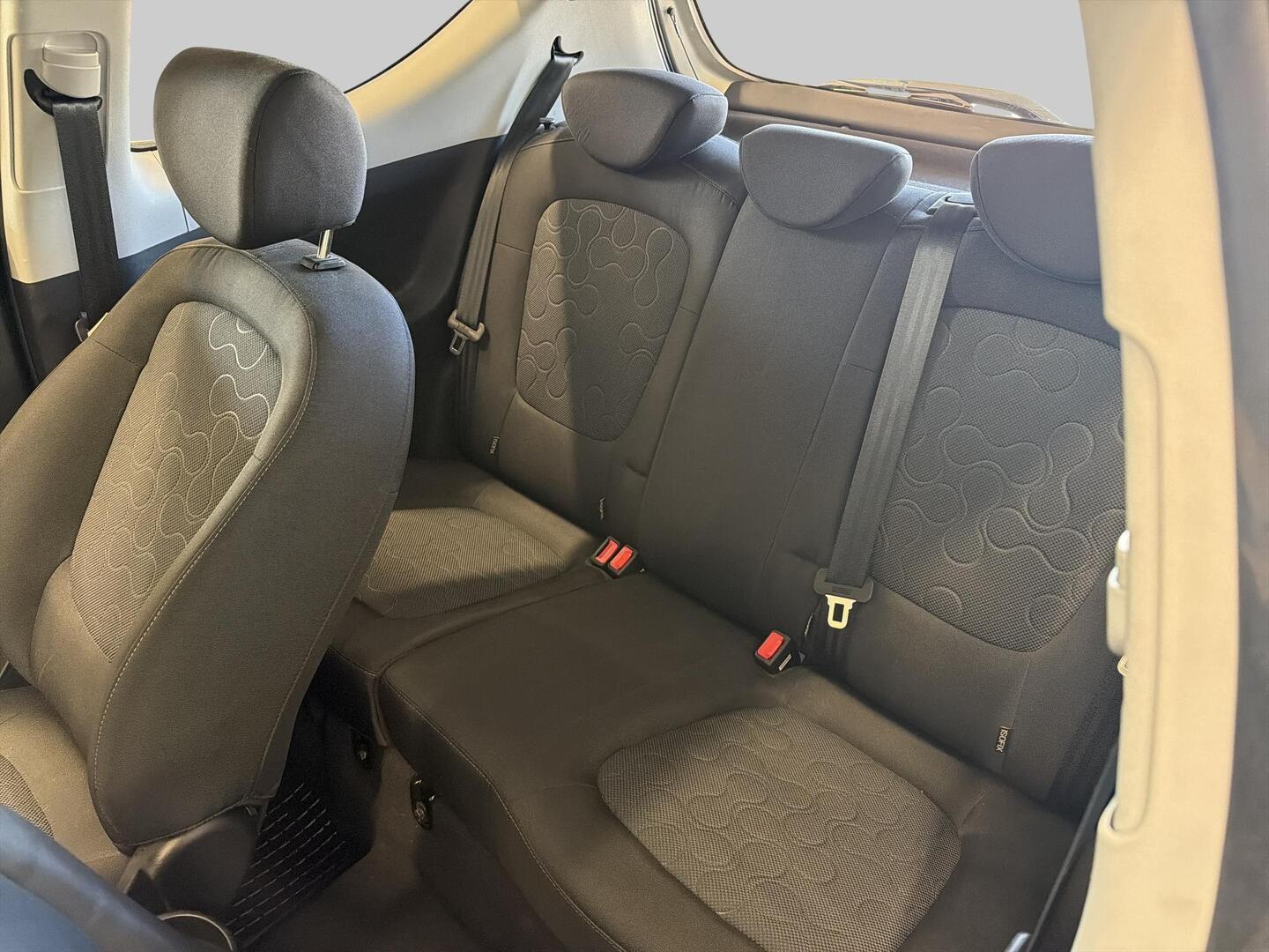 HYUNDAI i20 2011