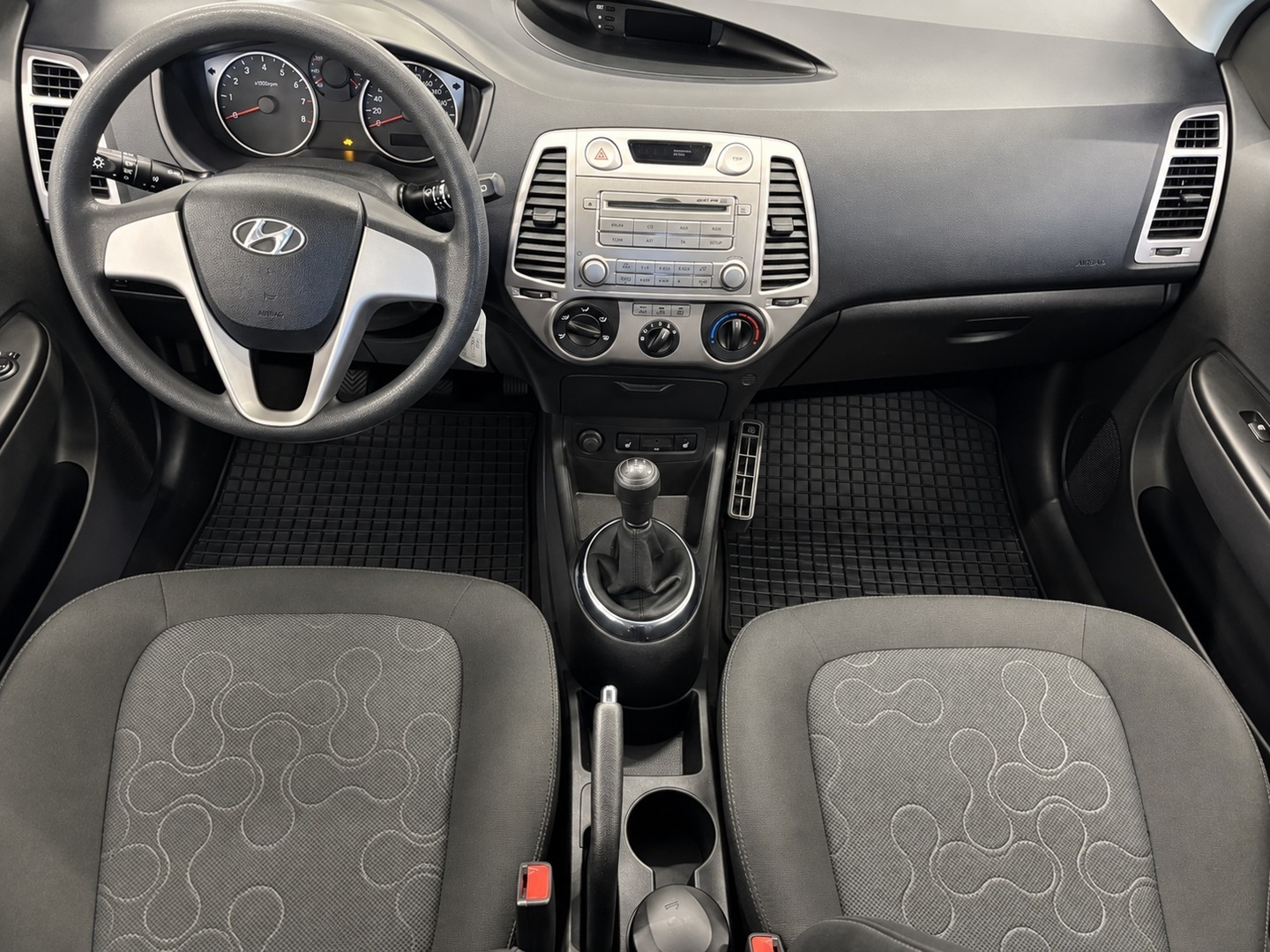 HYUNDAI i20 2011