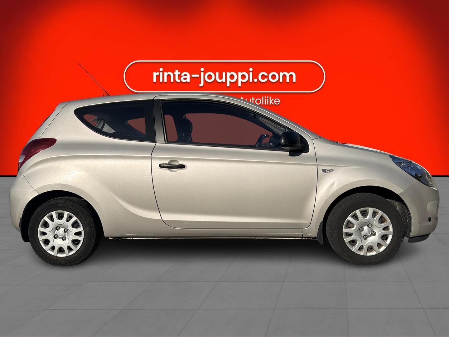 HYUNDAI i20 2011