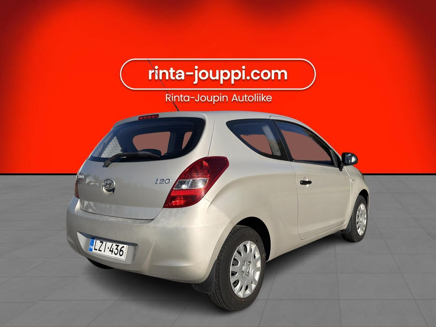 HYUNDAI i20 2011