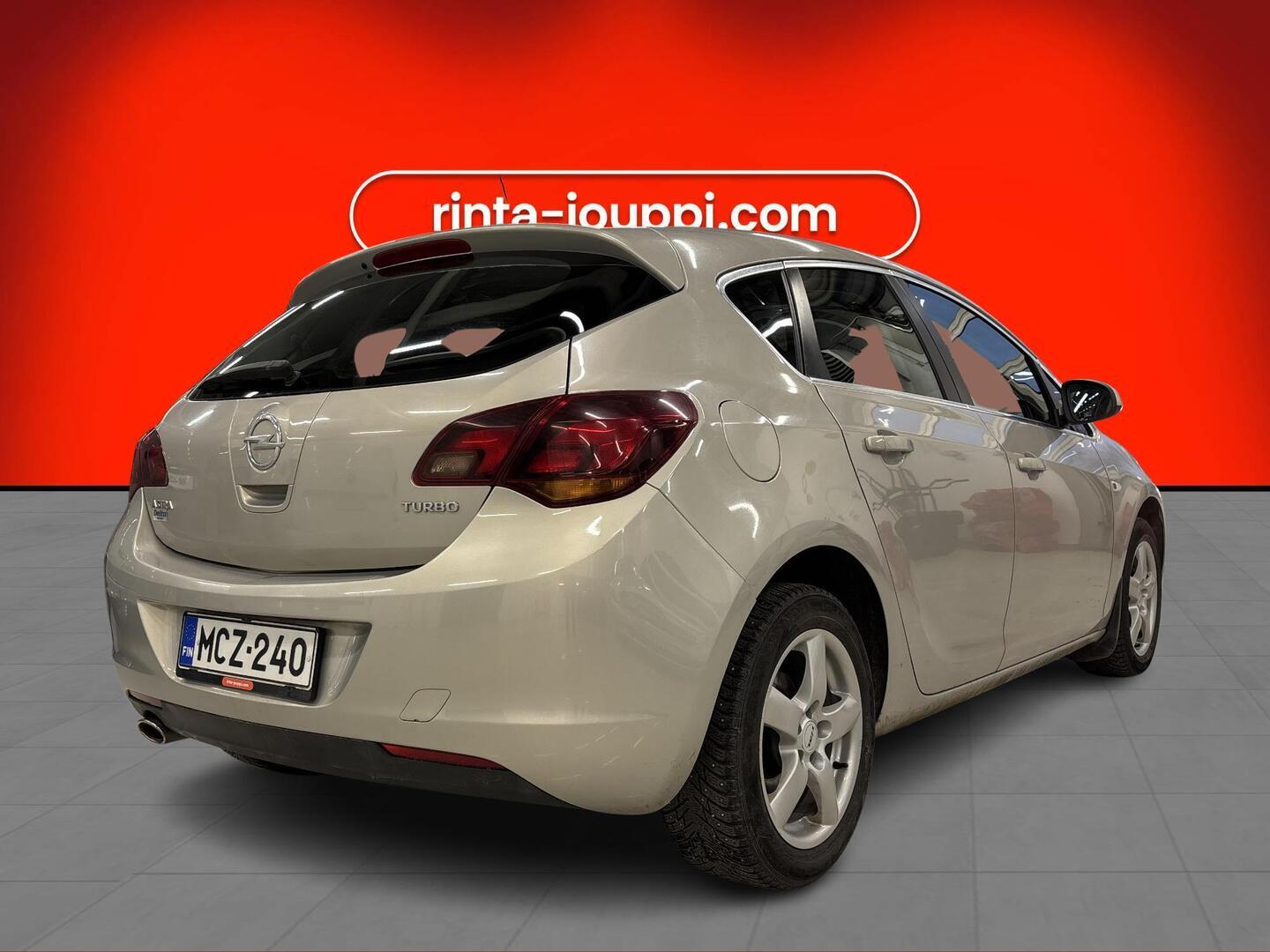 OPEL Astra 2010