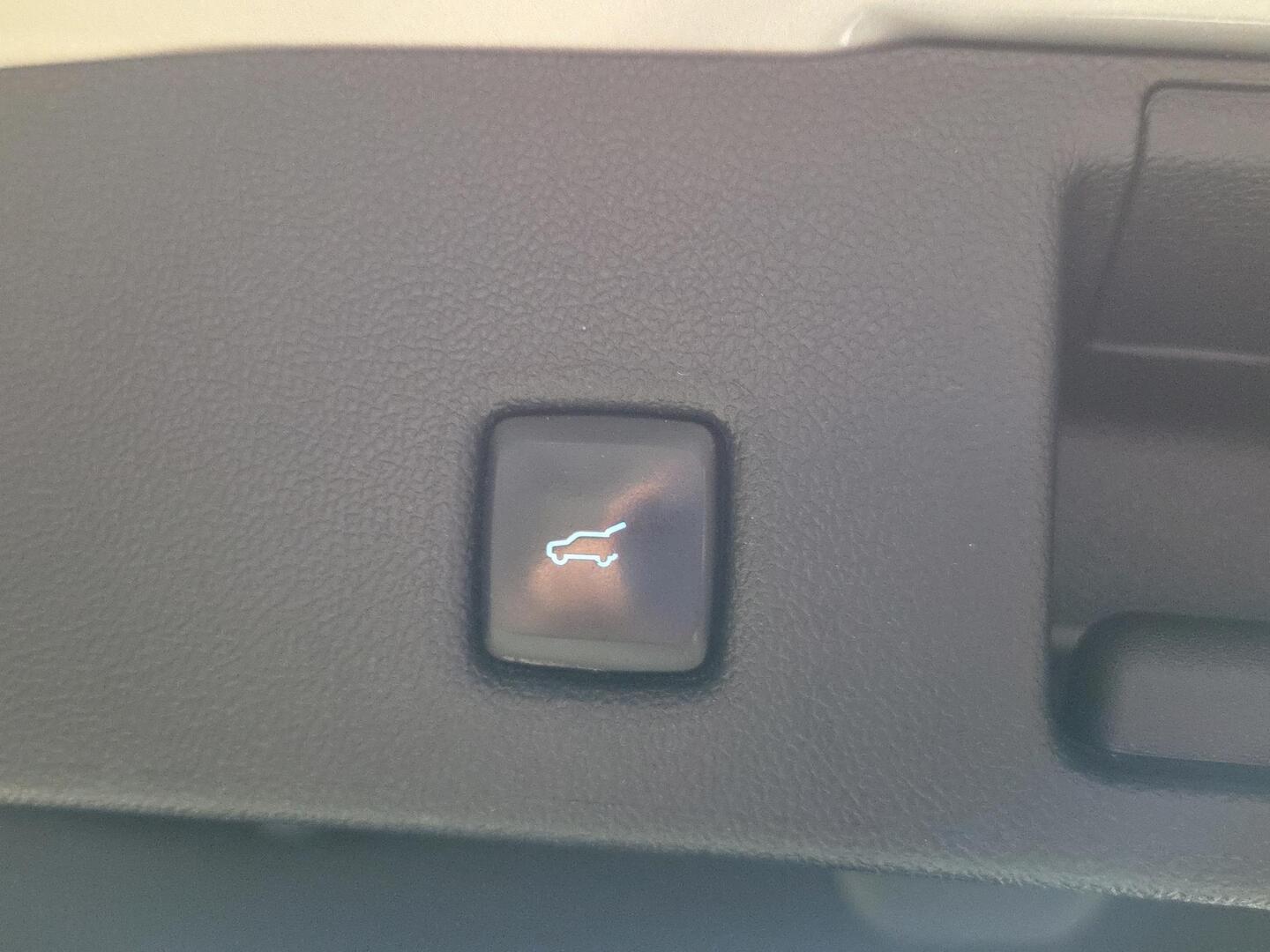 FORD Kuga 2023