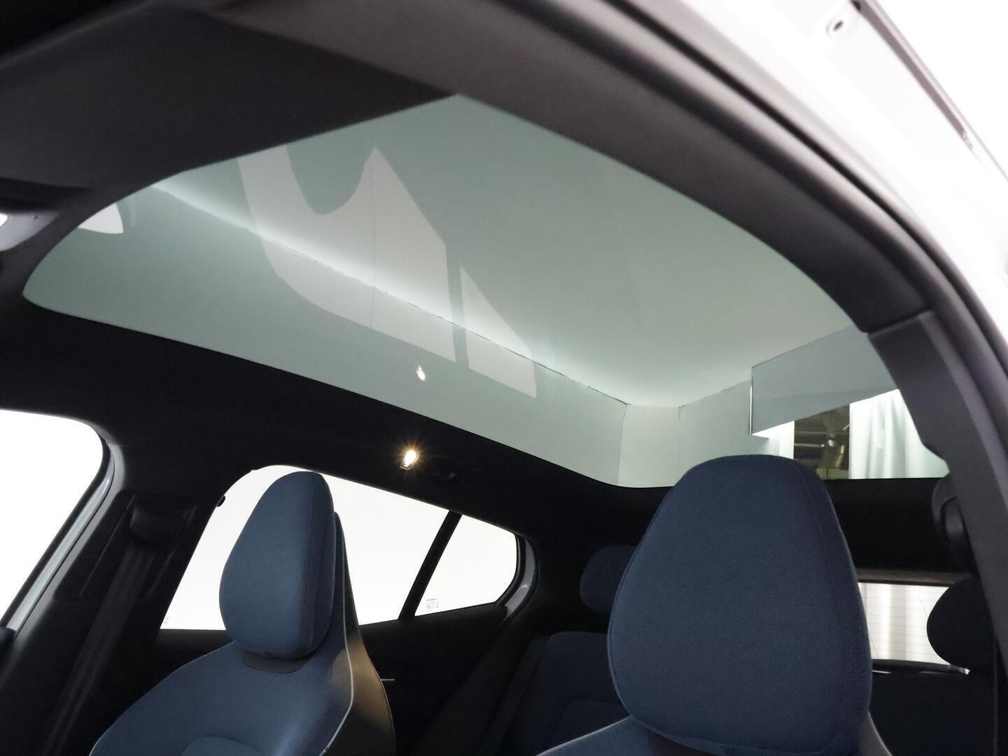 VOLVO EX30 2024