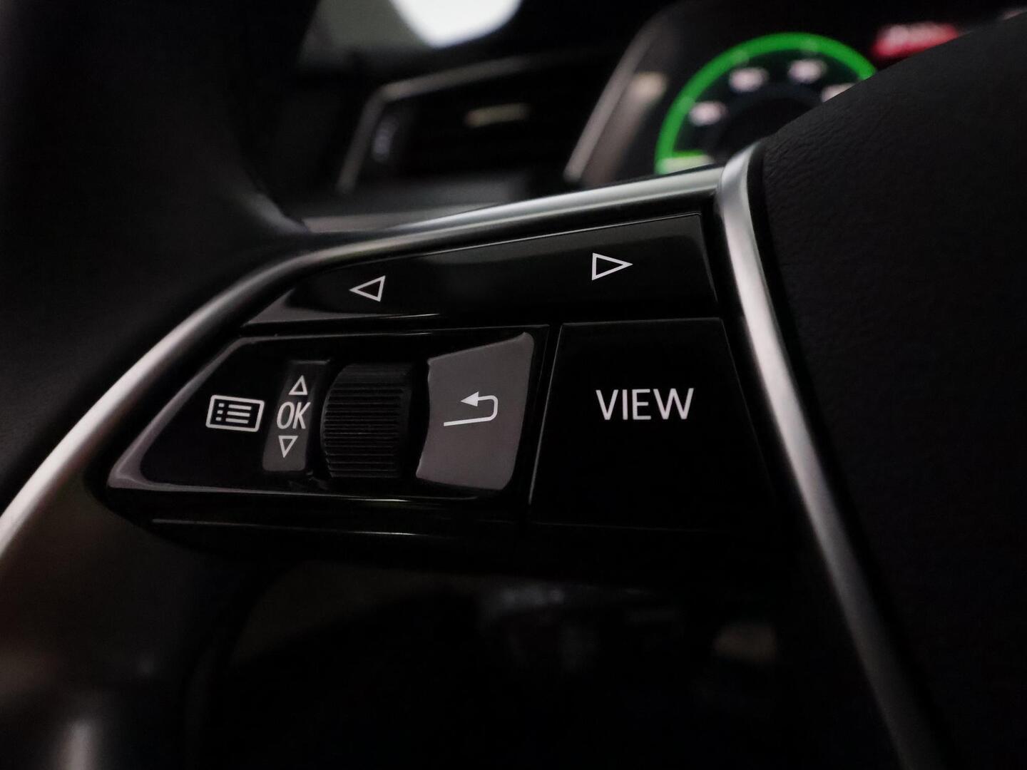 AUDI E-TRON 2023