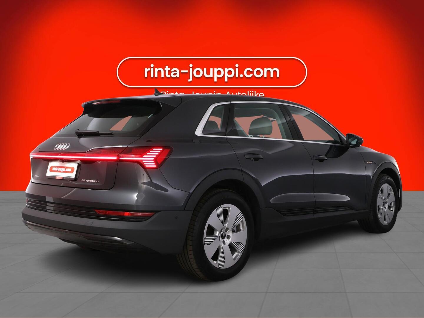 AUDI E-TRON 2023