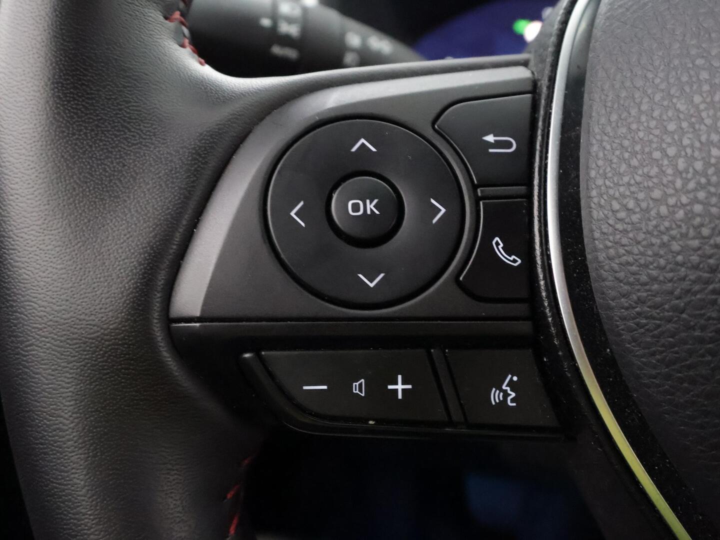 TOYOTA RAV4 PLUG-IN 2023