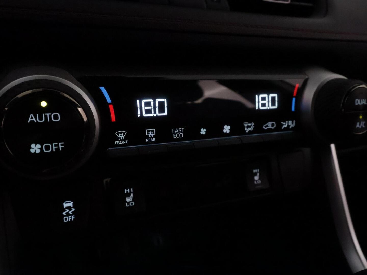TOYOTA RAV4 PLUG-IN 2023