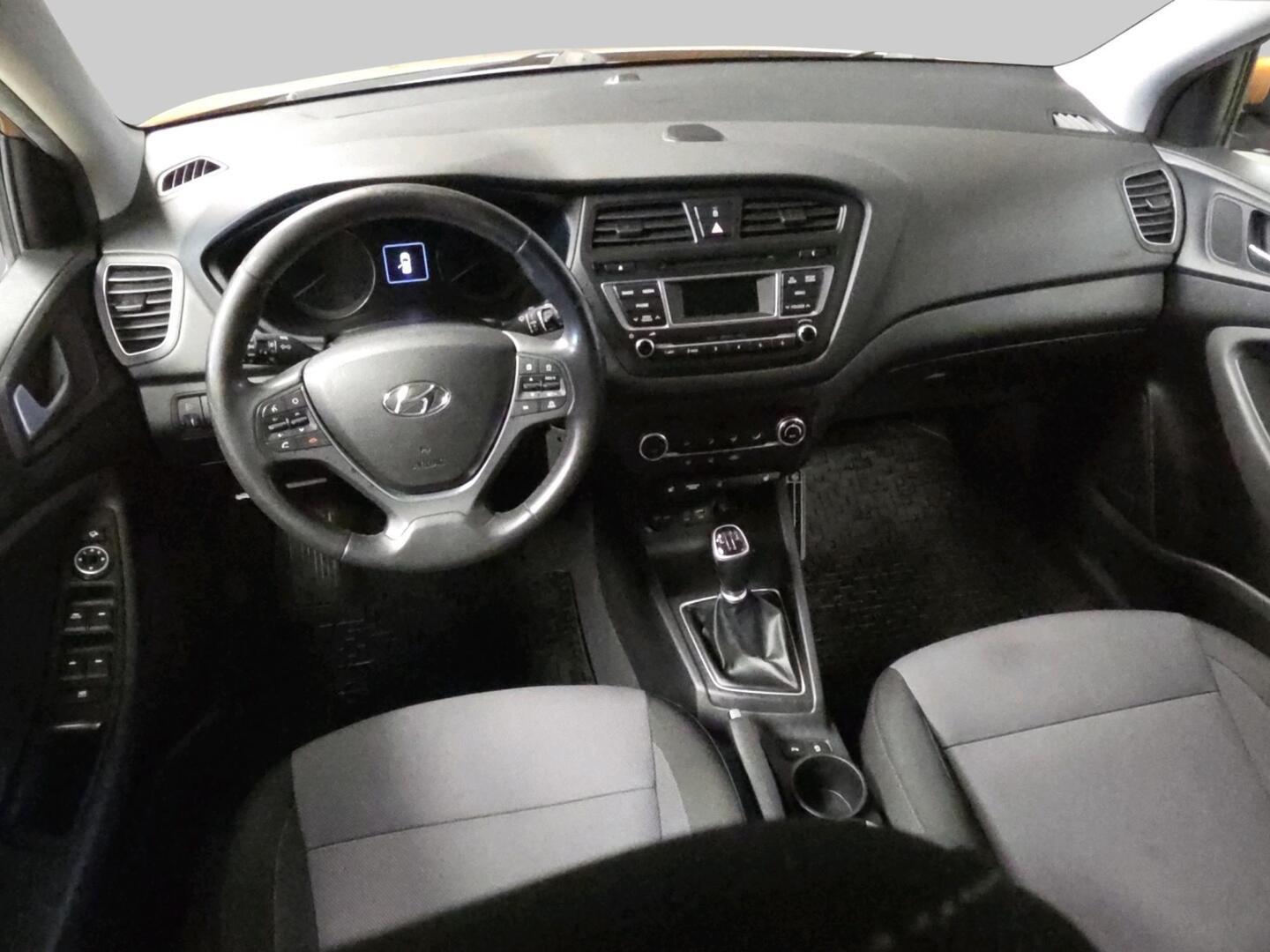 HYUNDAI i20 5d 2016