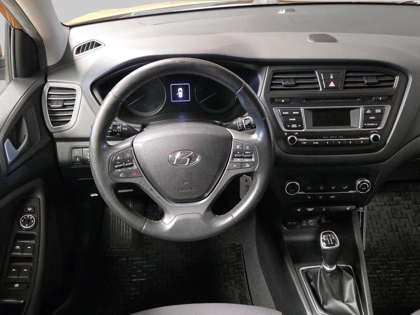 HYUNDAI i20 5d 2016