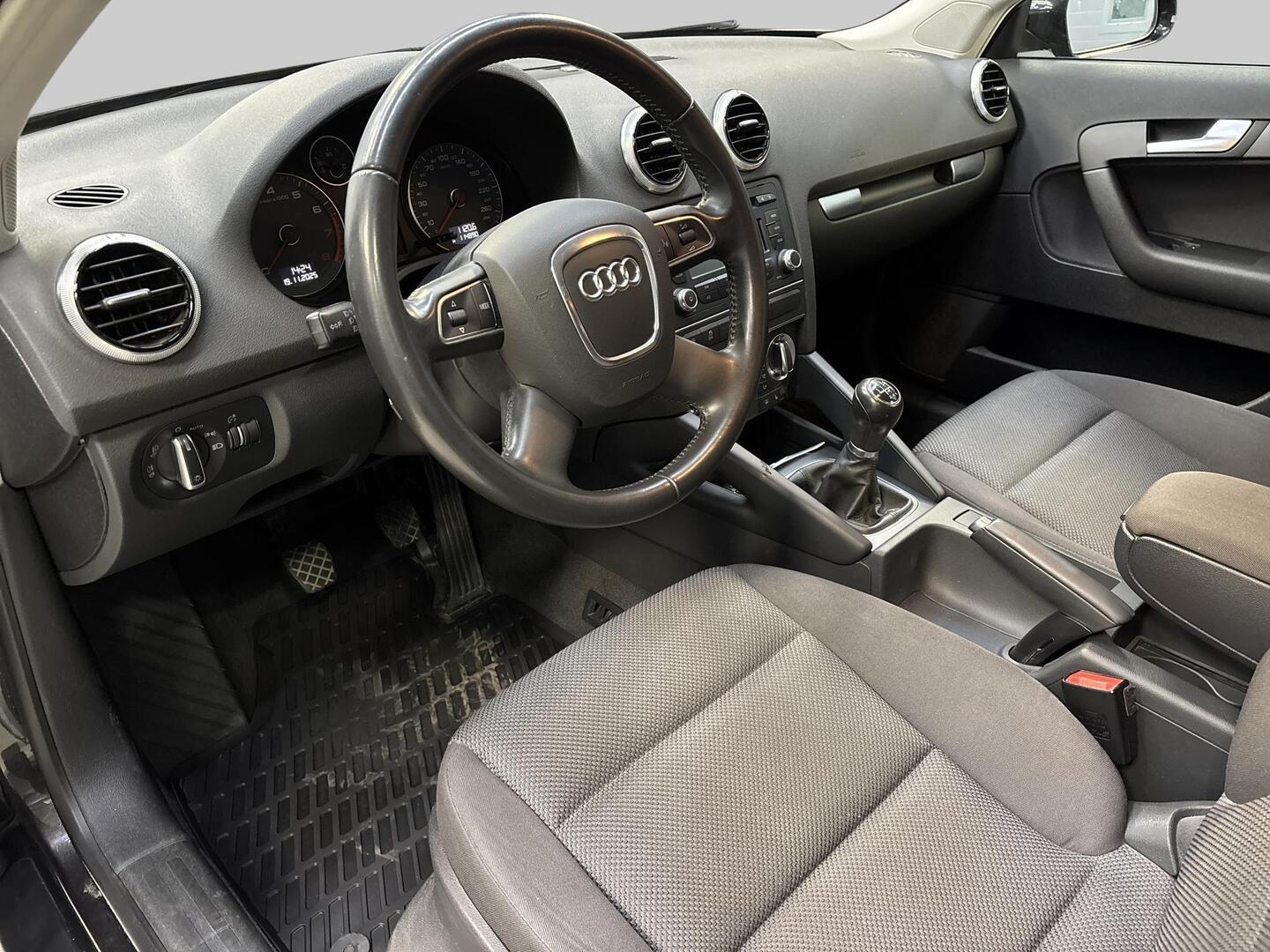 AUDI A3 2012