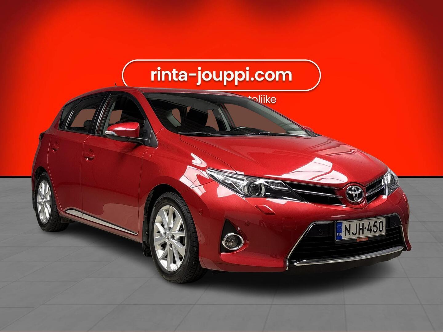 TOYOTA Auris 2013