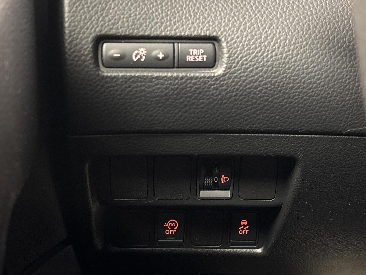 NISSAN Qashqai 2016
