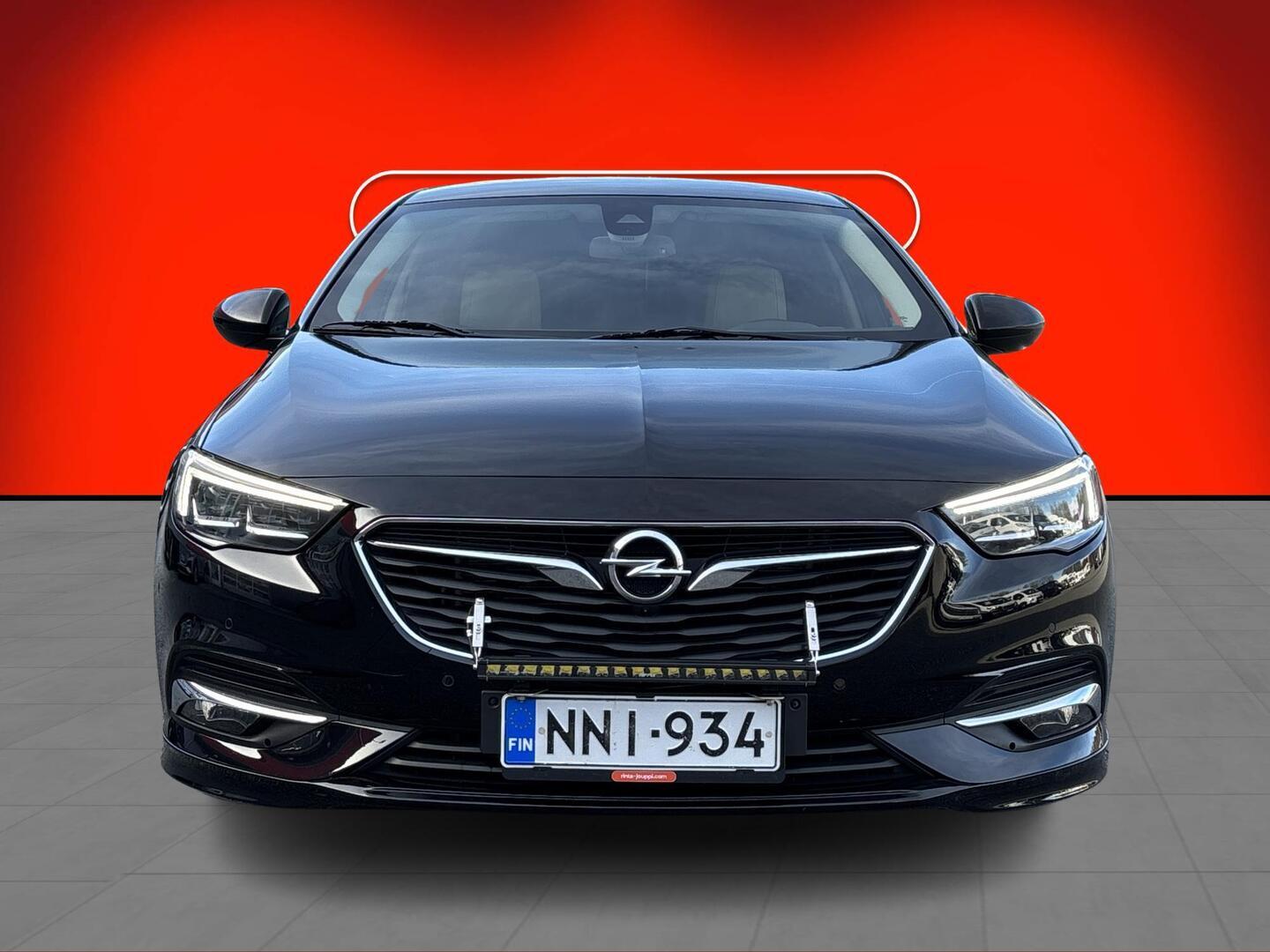 OPEL Insignia 2020