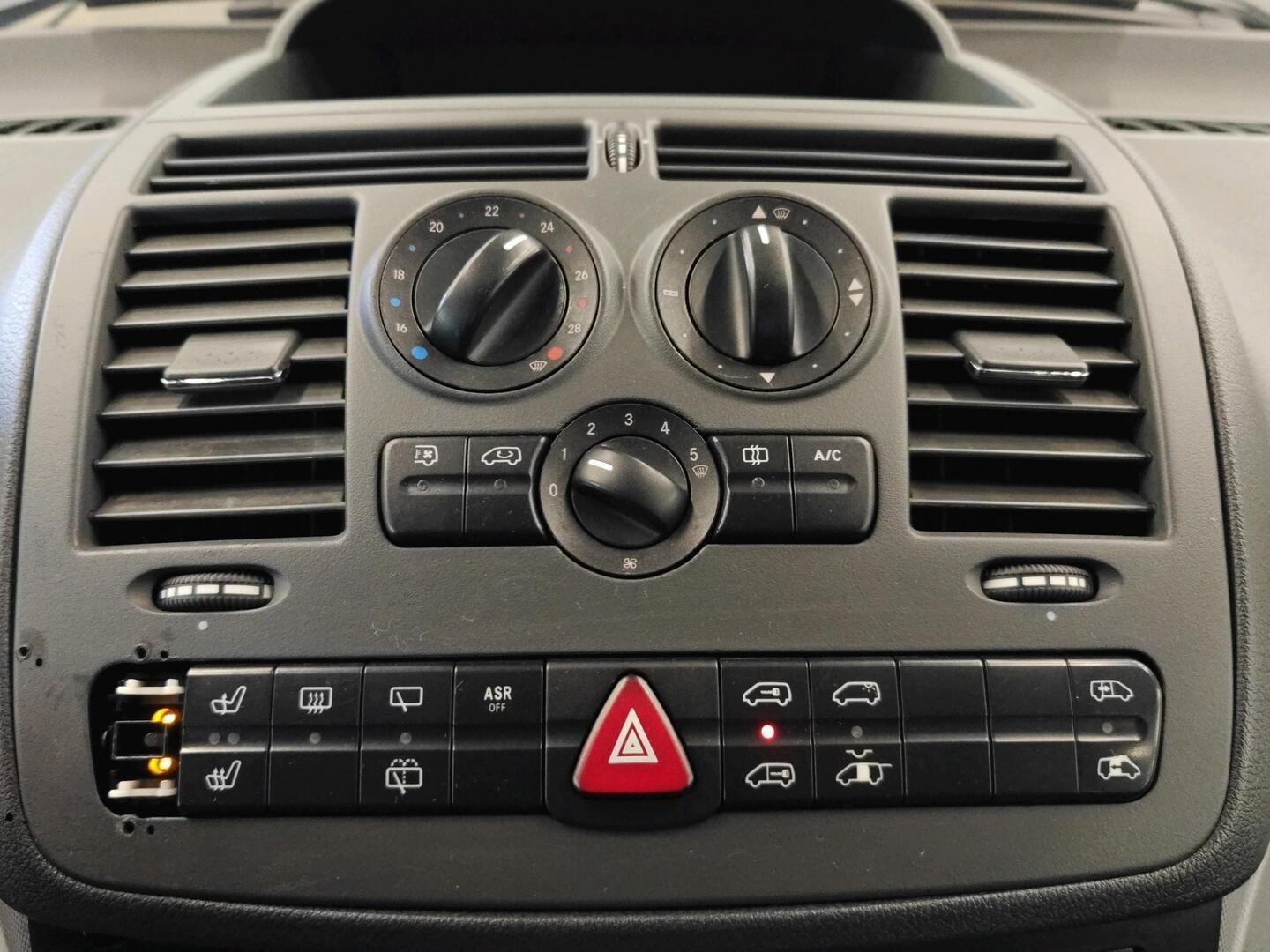 MERCEDES-BENZ Vito 2009