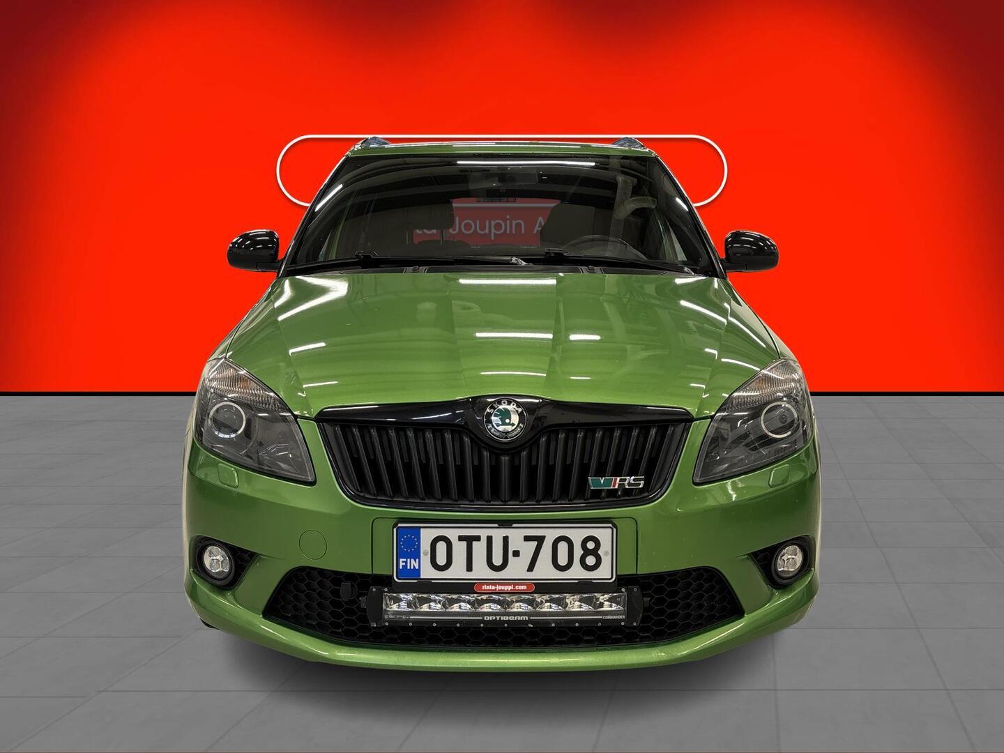 SKODA Fabia 2013