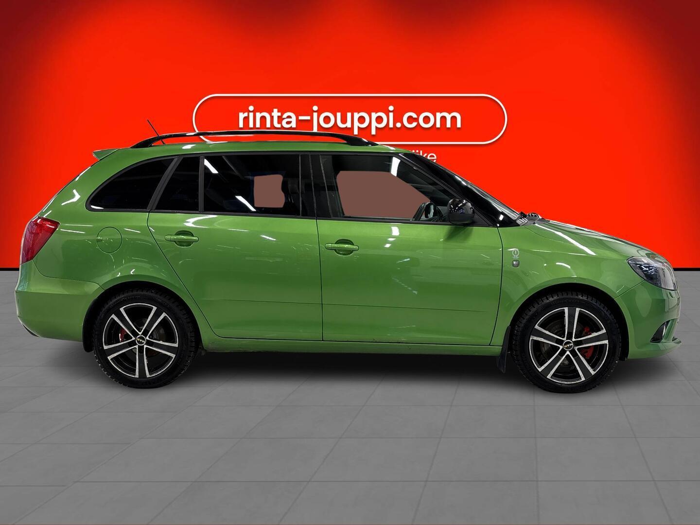 SKODA Fabia 2013