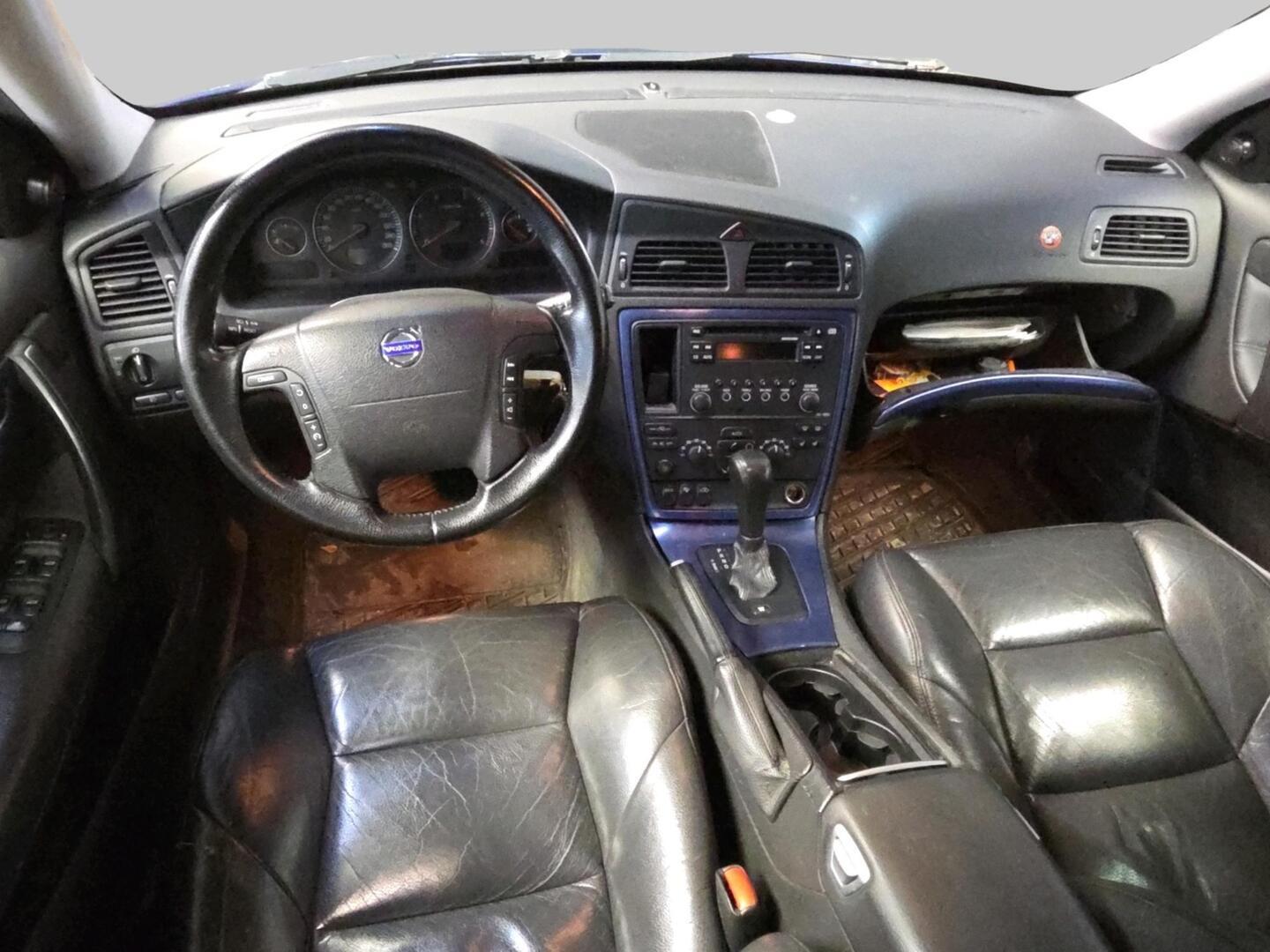 VOLVO V70 2006